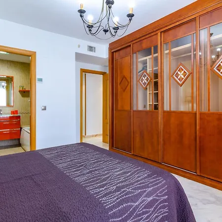 Apartament Wintowinrentals Cozy Teatinos